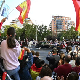 Pedro Sánchez, recibido con pitidos en el desfile militar del 12-O