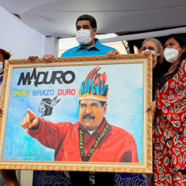 Fotografía cedida por prensa de Miraflores del presidente venezolano Nicolás Maduro durante un acto de gobierno en Caracas.