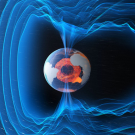 Representación del campo magnético que emana del interior del planeta, deformado por el viento solar en la parte izquierda./ESA