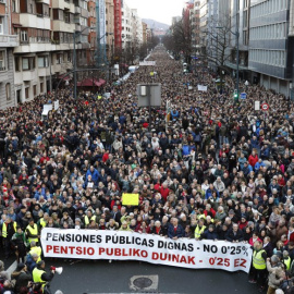 Manifestación de Bilbao por unas pensiones justas. Luis Tejido (EFE)