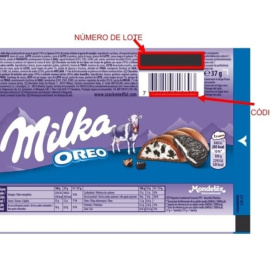 Imagen de una tableta de chocolate de Oreo de la marca Milka.