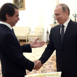 Las relaciones de España y Rusia son ahora bastante menos amistosas que cuando José María Aznar presidía el Gobierno.