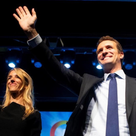 La número uno del PP por Barcelona, Cayetana Álvarez de Toledo, y el presidente del PP, Pablo Casado.