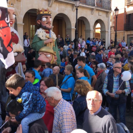 Medio millar de personas se congregaron en la plaza Mayor de Soria. / Soria ¡Ya!