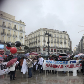 Cadena humana en la Puerta del Sol de Madrid por la sanidad pública. E.P.