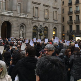 La plaça de Sant Jaume de Barcelona, a l'inici de la concentració contra les acusacions per terrorisme a membres dels CDR. | ANC