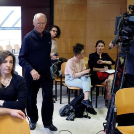 Jacinto Siverio, de 83 años, entrando en la sala de la Audiencia Provincial de Santa Cruz de Tenerife.- EFE