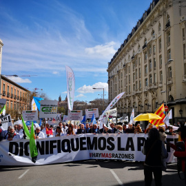 Sanitarios de toda España se manifiestan para reivindicar la dignidad de la profesión. Rocío Méndez Naharro