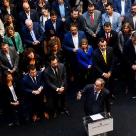 El presidente de la Generalitat, Quim Torra recibe a alcaldes que han aprobado mociones de "apoyo a los presos políticos y exiliados" y de "rechazo a la sentencia del procés del Tribunal Supremo". EFE/Quique García