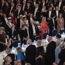 Los ganadores del Premio Nobel y los invitados asisten al Nobel Banquet 2017 para los galardonados en medicina, química, física, literatura y economía en Estocolmo, el 10 de diciembre de 2017/AFP