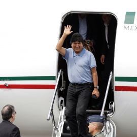 El expresidente Evo Morales en su llegada a México, país que le acoge para su asilo político. / Reuters