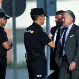 Luis Bárcenas, extesorero del PP, a su llegada a la Audiencia Nacional en San Fernando de Henares. REUTERS/Susana Vera