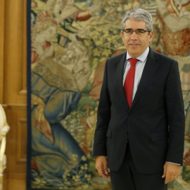 El portavoz del Partit Demòcrata Europeu Català (PDECat) en el Congreso, Francesc Homs, este lunes en el Palacio de la Zarzuela, momentos antes de ser recibido por el rey Felipe VI en la primera jornada de esta segunda ronda de consultas de