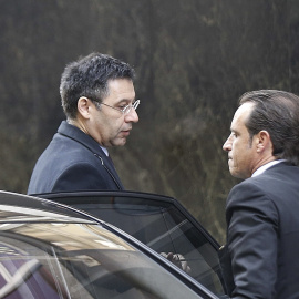 El presidente del FC Barcelona, Josep Maria Bartomeu, a su llegada a la Audiencia Nacional. EFE/Paco Campos