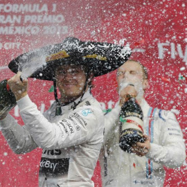 Nico Rosberg celebra su triunfo. / EFE