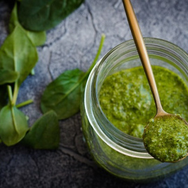  Salsa pesto tradicional.