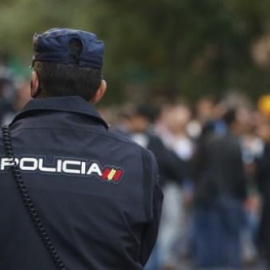  Agentes del Cuerpo Nacional de Policía de servicio en una imagen de archivo/ EFE