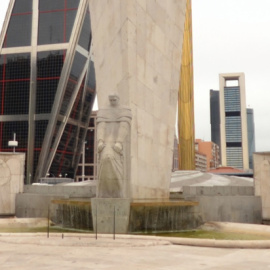 Monumento a Calvo Sotelo en la Plaza de Castilla de Madrid