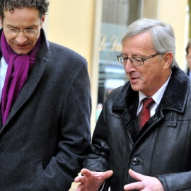 Juncker, Presidente de la Comisión Europea, y Dijsselbloem Presidente del Eurogrupo.- EFE