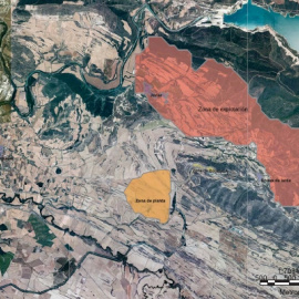 El plano, incluido por Geoalcali en la solicitud del permiso para abrir la mina, muestra las dimensiones de la explotación proyectada y su cercanía al embalse de Yesa, cuya presa, que se asienta sobre una falla, lleva una década en fase de 