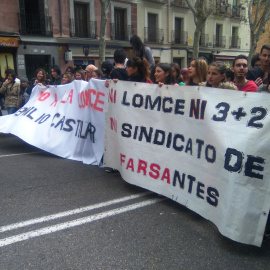 Cabecera de la manifestación estudiantil contra la Ley Wert y el 'Decreto 3+2'. A.S.