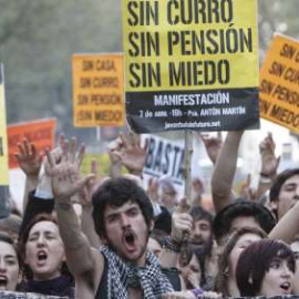 Imagen de archivo de la manifestación de abril de 2011 convocada por Juventud sin Futuro / EFE