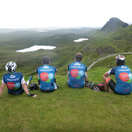 ‘Buscando a Nessie’: pedaleando por la lucha contra la leucemia. Carlos Luengo