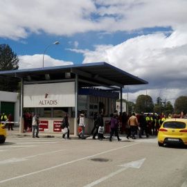 Entrada de la fábrica de la tabaquera Altadis, propiedad de la multinacional Imperial Tobacco, en polígono de 'El Sequero', en la localidad riojana de Agoncillo. E.P.