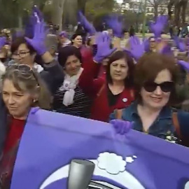 Más de 200 mujeres con presencia pública piden que la violencia y acoso que sufren se consideren tortura