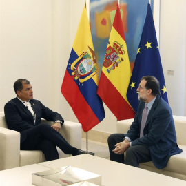 Mariano Rajoy, y el presidente ecuatoriano, Rafael Correa, durante la reunión que mantuvieron en la visita a España de Correa/EFE