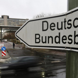 Entrada de la sede del Bundesbank, el banco central alemán, en Fráncfort. REUTERS