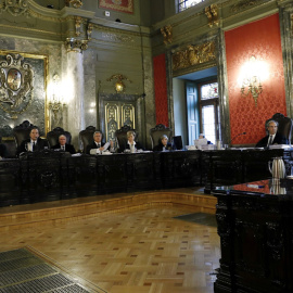 El portavoz del PDeCAT en el Congreso y exconseller de Presidencia de la Generalitat de Catalunya, Francesc Homs, en el Tribunal Supremo donde es juzgado por desobediencia al Tribunal Constitucional en la celebración de la consulta soberani