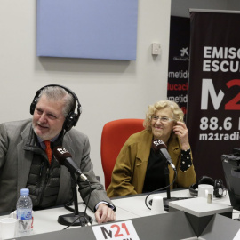 El ministro Íñigo Méndez de Vigo, junto a la alcaldesa de Madrid, Manuela Carmena. Madrid.es