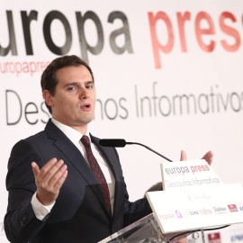 Albert Rivera, esta mañana, durante su intervención en el desayuno informativo organizado por Europa Press. EUROPA PRESS