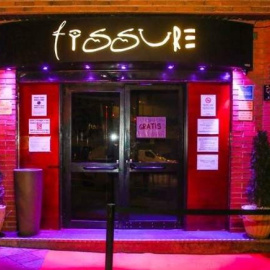 Entrada del Pub-Fissure, el local de Lleida que impidió la entrada a 14 jóvenes con síndrome de Down. Facebook