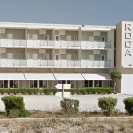 Vista del Hotel Roca en Google maps