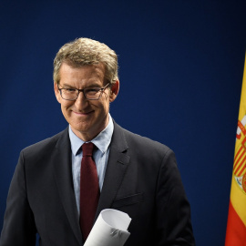 El presidente del PP, Alberto Núñez Feijóo, durante una rueda de prensa, en la sede del partido, el 25 de abril de 2024, en Madrid. - Fernando Sánchez / Europa Press