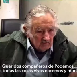 "Por una España que no sea de charanga y pandereta": el mensaje de apoyo de José Mujica a Podemos en su IV Asamblea