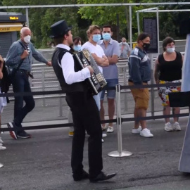 La Torre Eiffel reabre al público tras ocho meses de cierre por el coronavirus