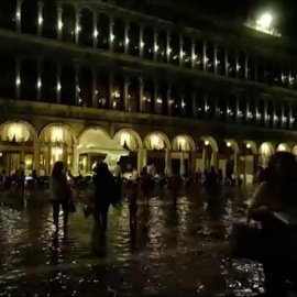 El fenómeno 'aqua alta' inunda Venecia en pleno verano