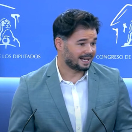 Rufián se queja "con pesar" de que no avanza la negociación de la Ley de Memoria Histórica