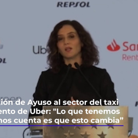 La reflexión de Ayuso al sector del taxi en el evento de Uber: "Lo que tenemos que darnos cuenta es que esto cambia"