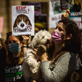 18/01/22. Manifestación en contra la experimentación en animales, en Barcelona, a 24 de abril de 2021.