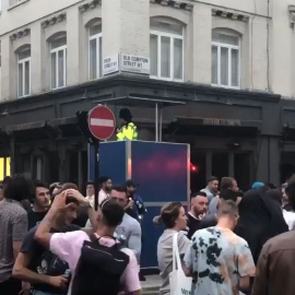 Aglomeraciones sin mascarilla y sin respetar la distancia de seguridad en el Soho, Londres