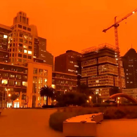 San Francisco, teñida de naranja por el fuego