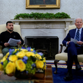 El presidente de EEUU, Joe Biden, en un encuentro con el presidente de Ucrania, Volodímir Zelenski, en el Despacho Oval de la Casa Blanca, el pasado mes de septiembre. . REUTERS/Elizabeth Frantz