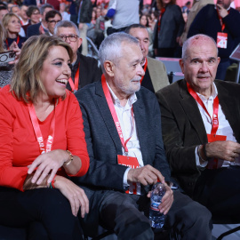 Susana Díaz, junto a Manuel Chaves y José Antonio Griñán.