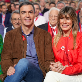 Pedro Sánchez y  Begoña Gómez en el congreso Federal del PSOE