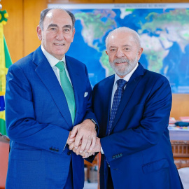 El presidente de Iberdrola, Ignacio Sánchez Galán, con el presidente de Brasil, Luiz Inácio Lula da Silva, en Brasilia.