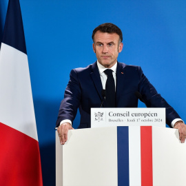 Macron foto cumbre extraordinaria Consejo Europeo